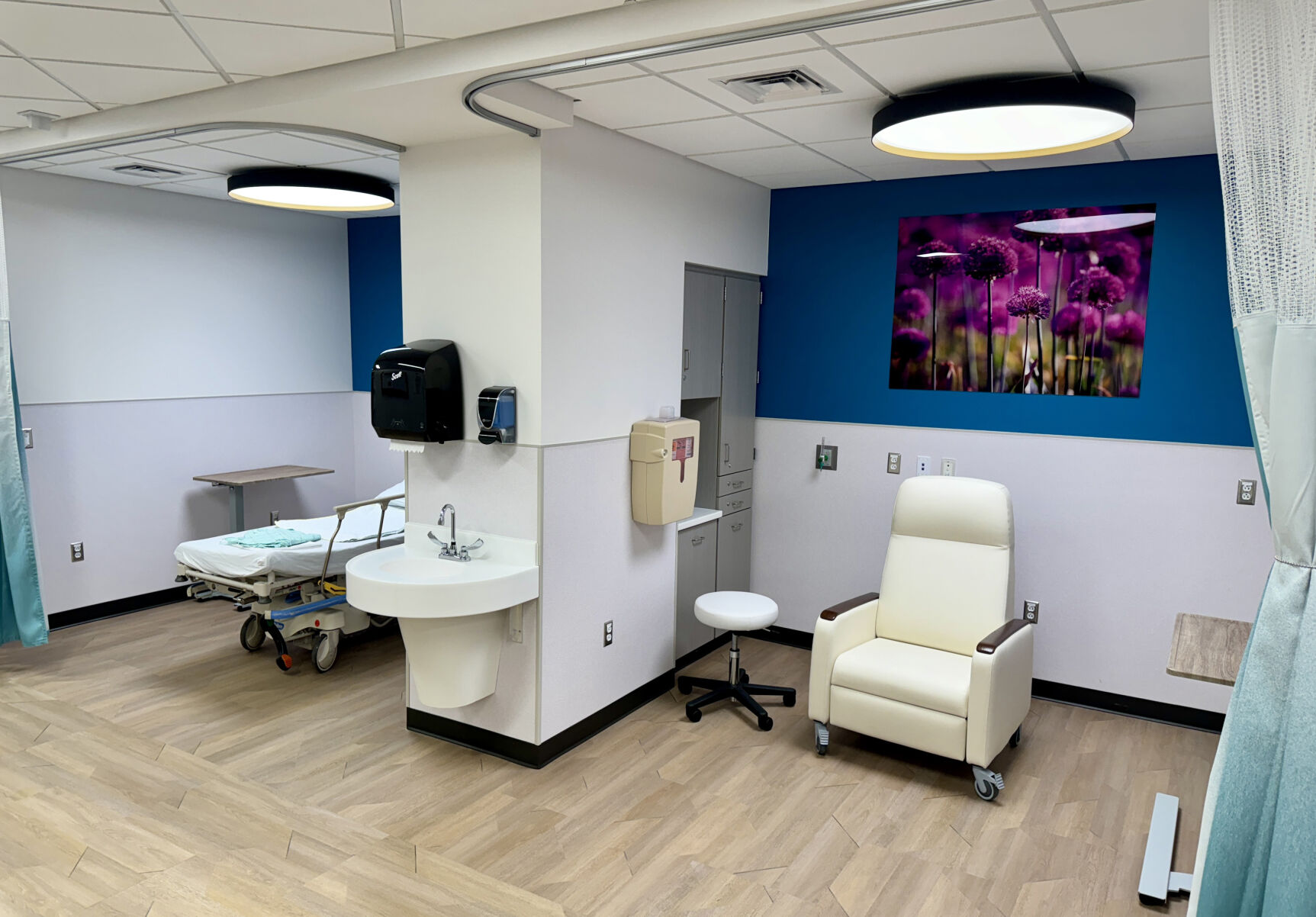 Cancer Center 8 .JPG